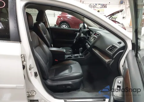 2015 Subaru Outback 2.5I Limited из США, поврежденный, VIN 4S4BSALC8F3219483